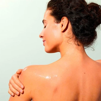 NUXE BIO Pflanzliches Reinigungsöl Für Gesicht Und Körper 200 Ml 5 NUXE BIO Pflanzliches Reinigungsöl Für Gesicht Und Körper 200 Ml – Bild 3