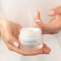 ANNEMARIE BÖRLIND AQUANATURE GESICHTSPFLEGE-SET Love My Skin Limited Edition 11 ANNEMARIE BÖRLIND AQUANATURE GESICHTSPFLEGE-SET Love My Skin Limited Edition -Modekosmetik 2541300 ANNEMARIE BOERLIND AQUANATURE GESICHTSPFLEGE SET Love my Skin Limited Edition.4071f488