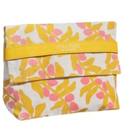 L'Occitane Mandel Sommer-Täschchen 2023 -Modekosmetik 2583976 L Occitane Mandel Sommer Taeschchen 2023.85d2bdd0